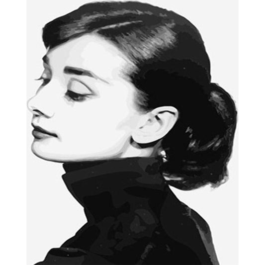 Woman wearing black clothes