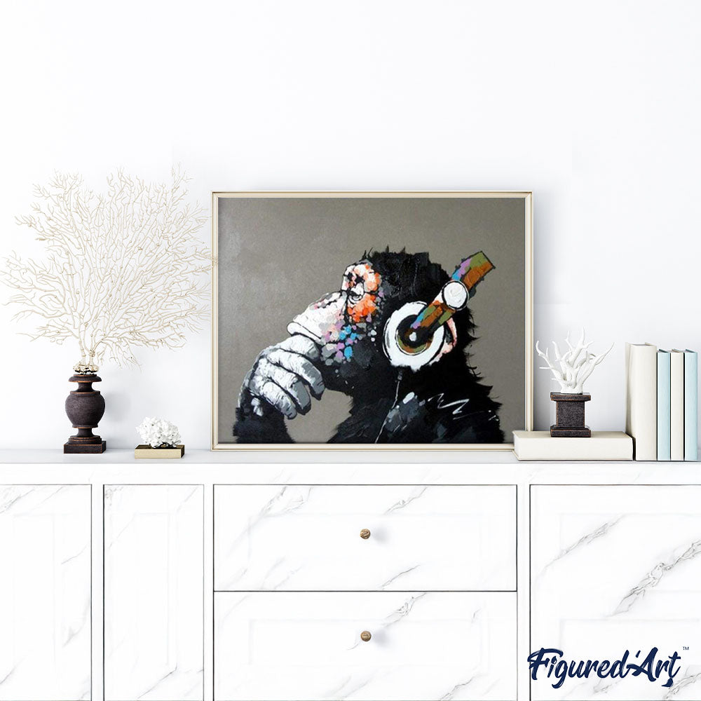 Affe mit Kopfhörern