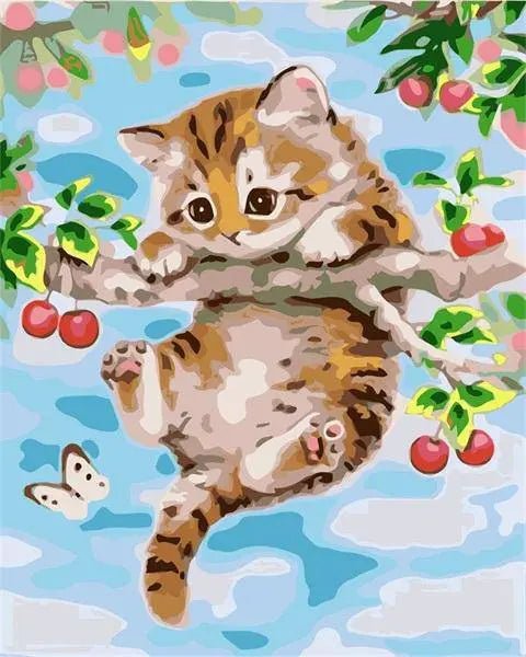 Süße Katze liegt auf einem Baum